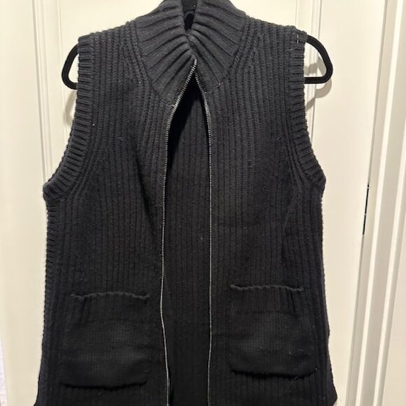 ME+EM Gilet - Picture 1 of 5